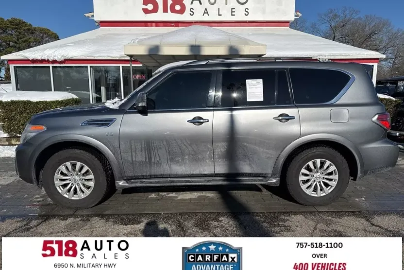 2017 Nissan Armada SV photo 1