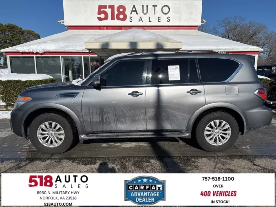 2017 Nissan Armada SV photo 1