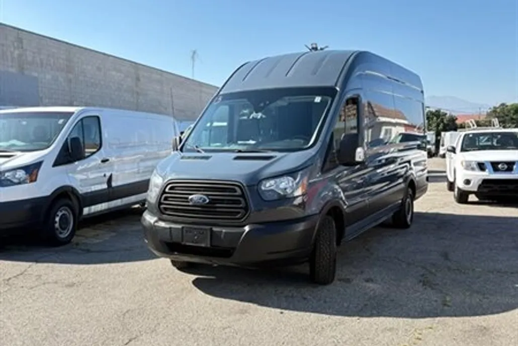 2019 Ford Transit photo 1