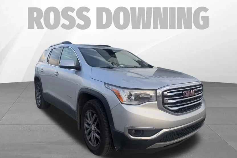 2017 Gmc Acadia SLT photo 1