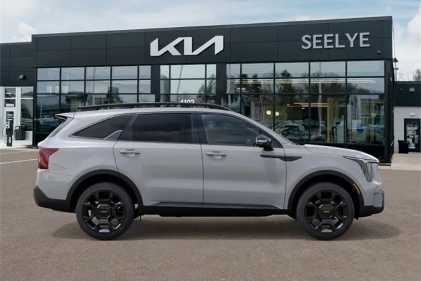 2026 Kia Sorento X-Line SX Prestige photo 1