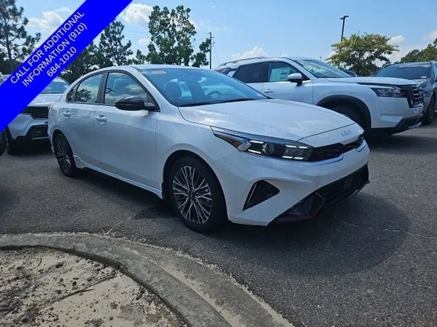 2024 Kia Forte GT-Line photo 1