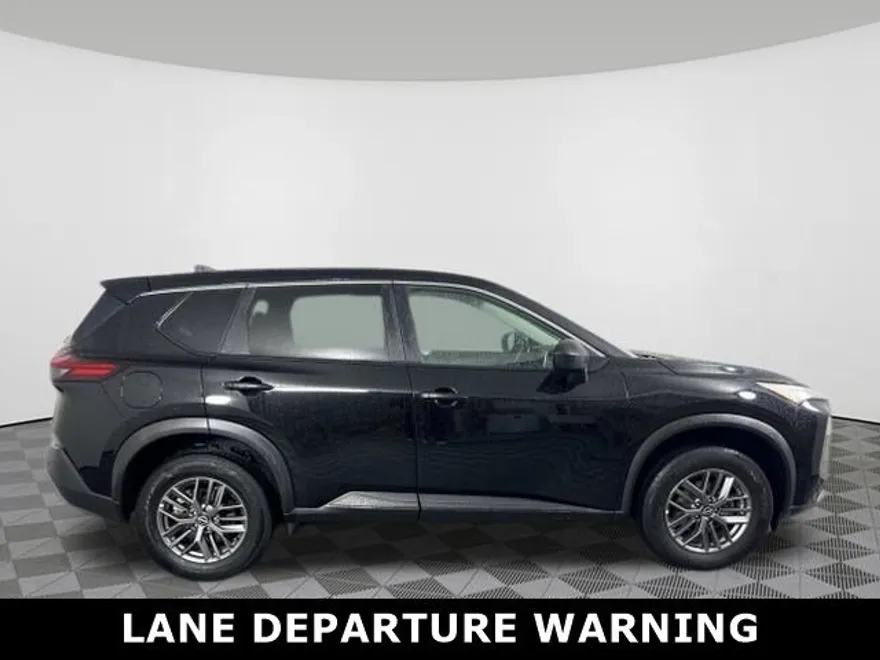 2023 Nissan Rogue S photo 1