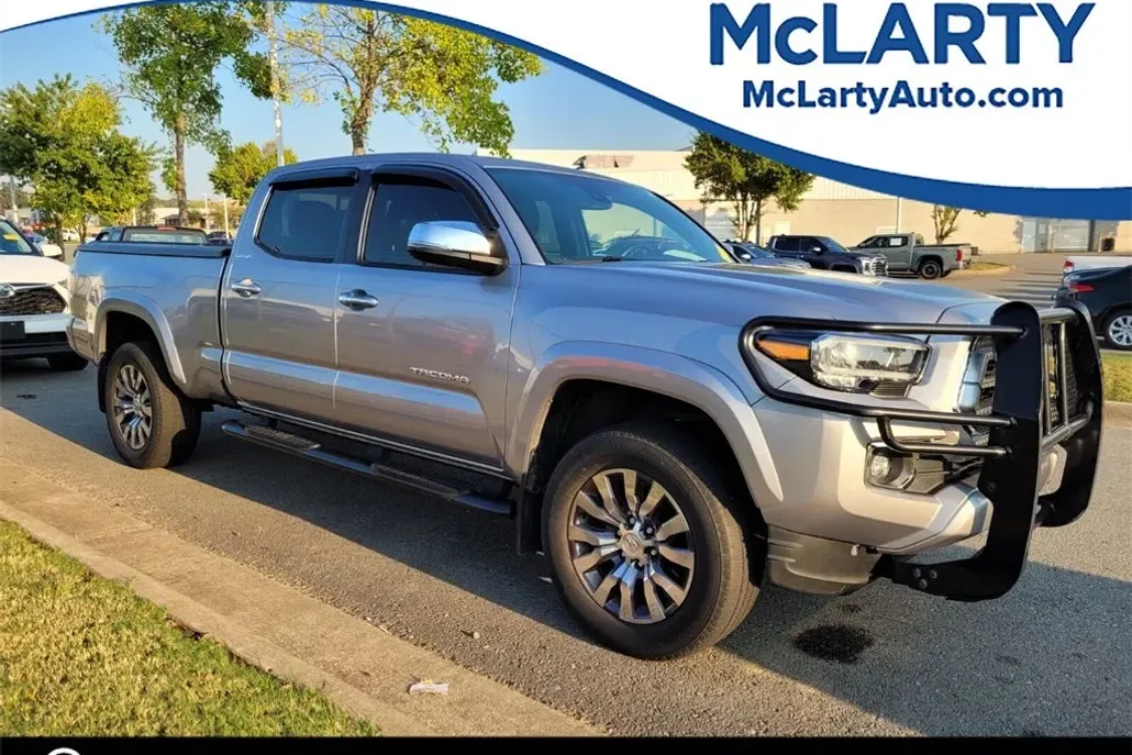 2021 Toyota Tacoma Limited V6 photo 1