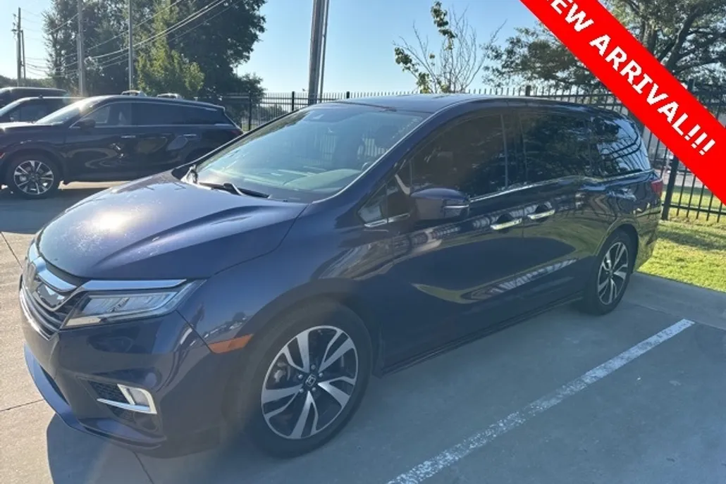 2020 Honda Odyssey Elite photo 1