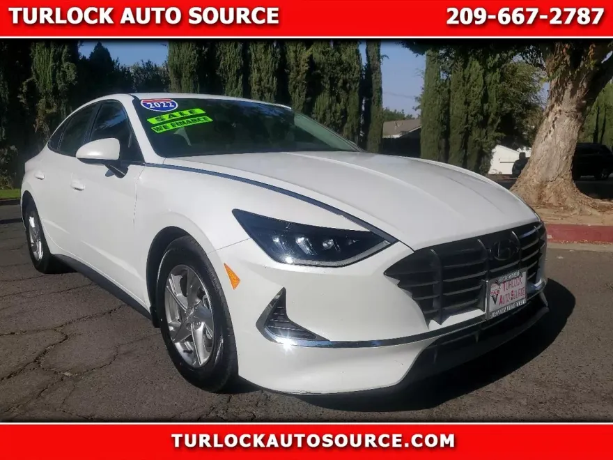2022 Hyundai Sonata SE photo 1