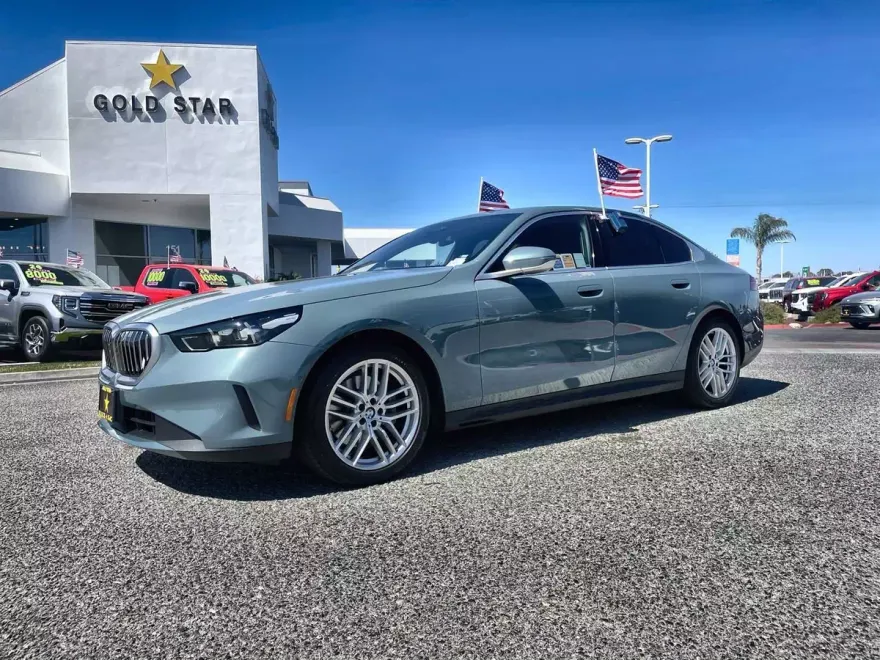 2024 Bmw 530i photo 1