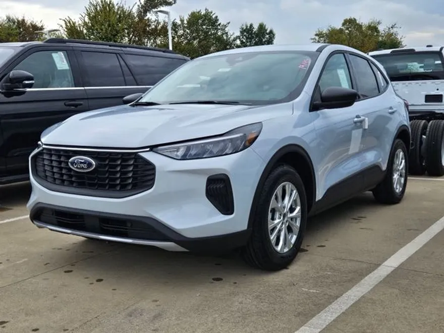 2026 Ford Escape Active photo 1