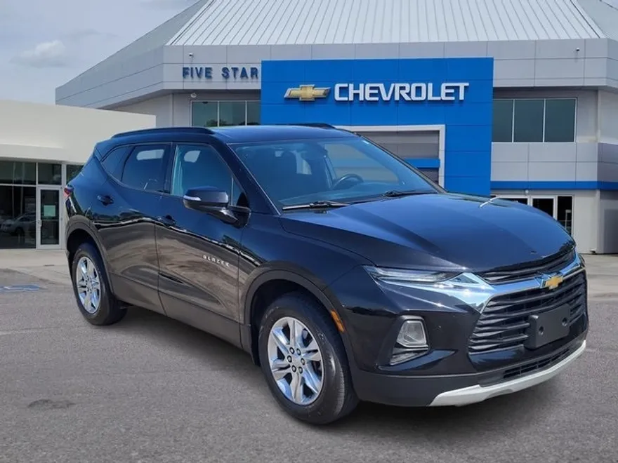 2020 Chevrolet Blazer 2LT photo 1