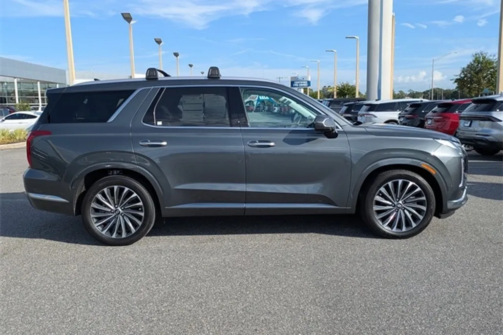 2023 Hyundai Palisade Calligraphy photo 1