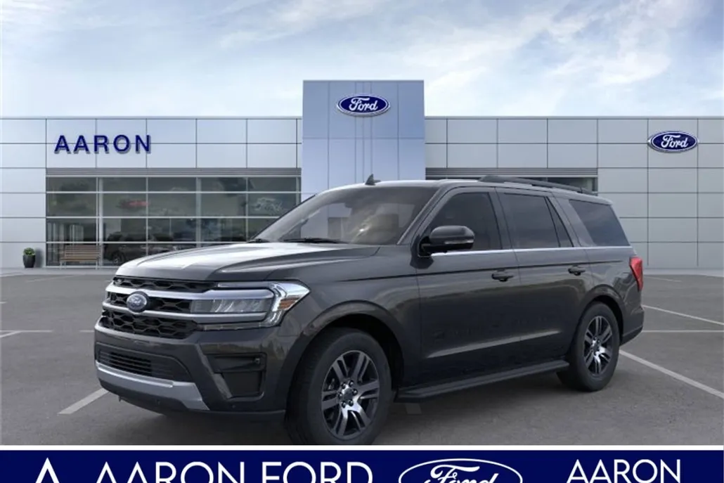 2024 Ford Expedition XLT photo 1