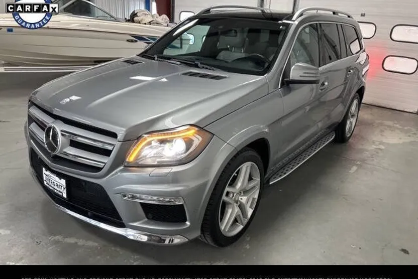 2015 Mercedes Benz GLC 4MATIC photo 1