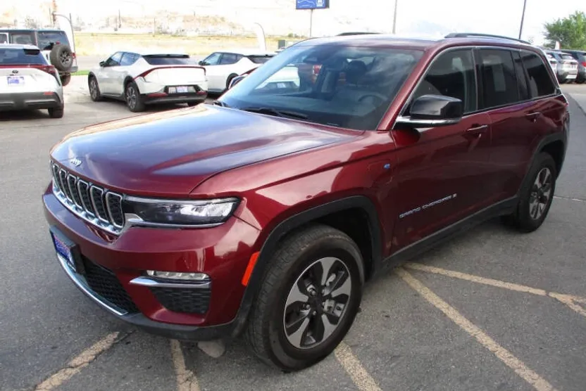 2023 Jeep Grand Cherokee 4xe photo 1
