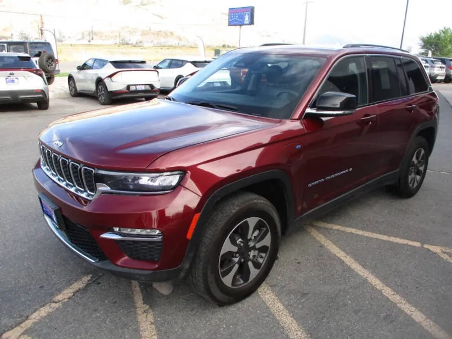 2023 Jeep Grand Cherokee 4xe photo 1