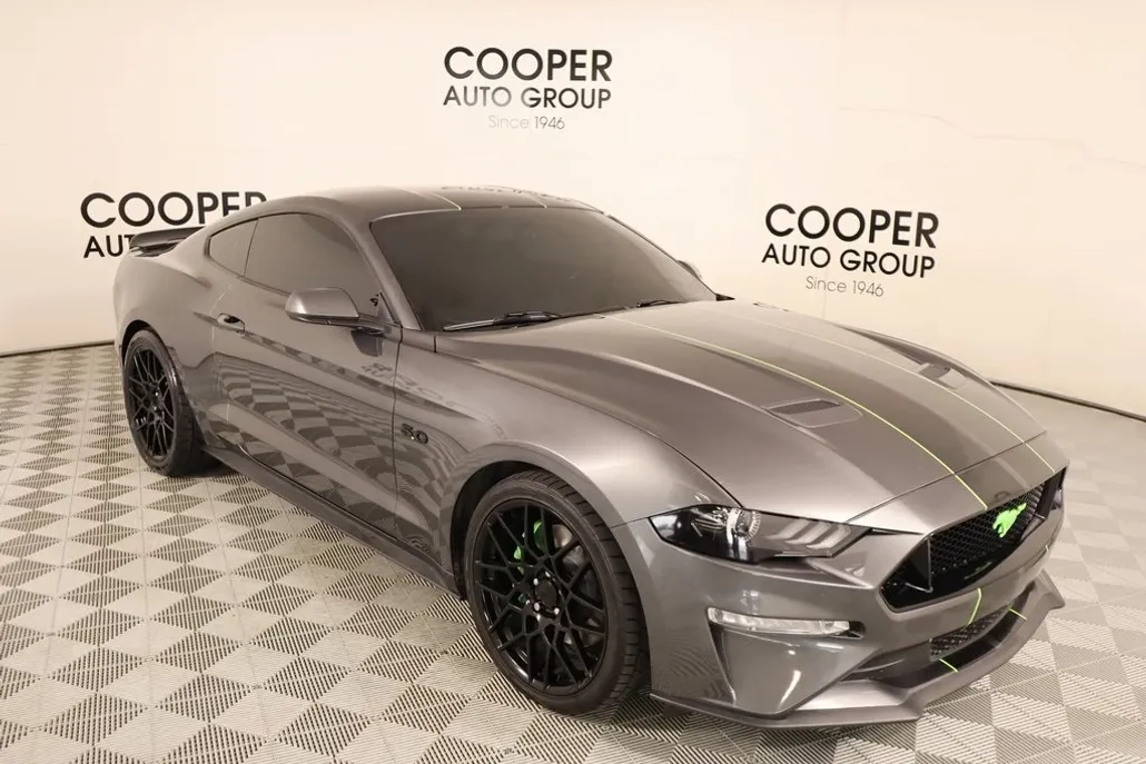 2019 Ford Mustang GT photo 1