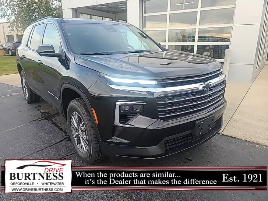 2026 Chevrolet Traverse photo 1
