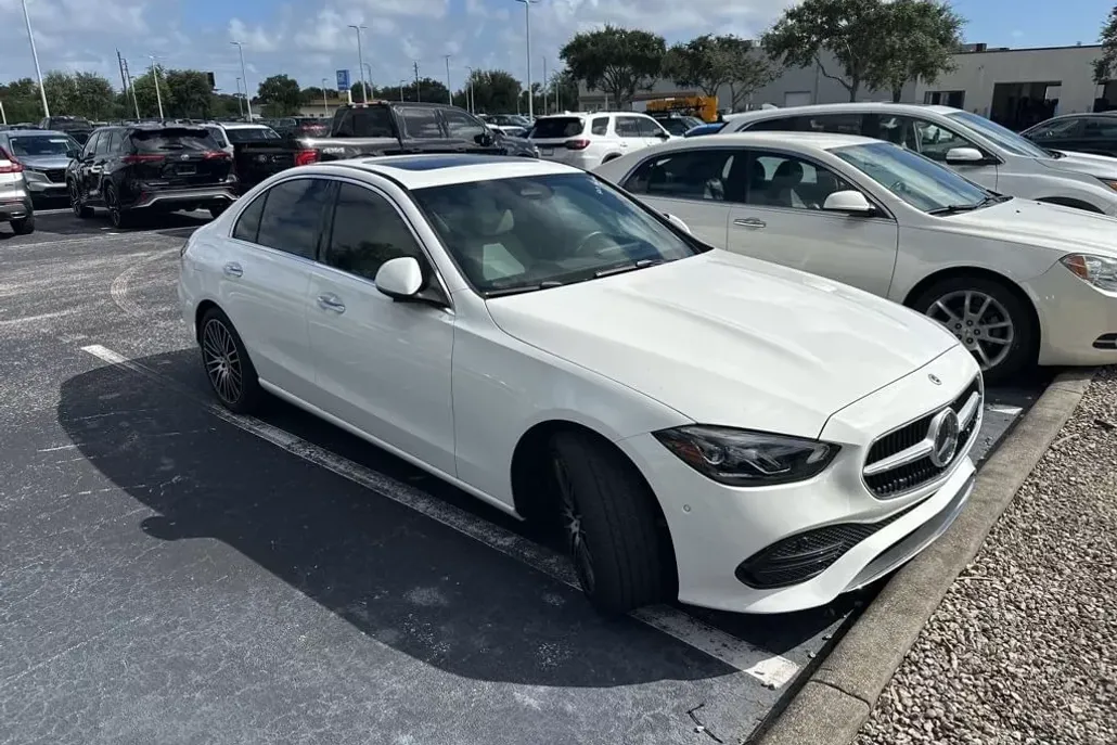 2024 Mercedes Benz C 300 4MATIC Luxury photo 1