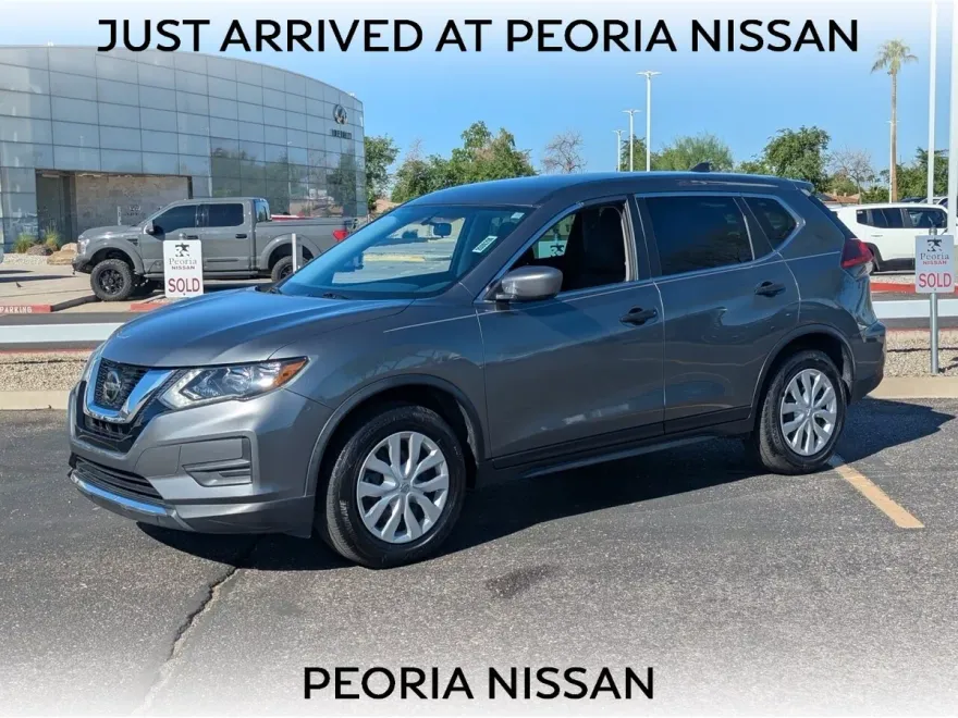 2018 Nissan Rogue S photo 1