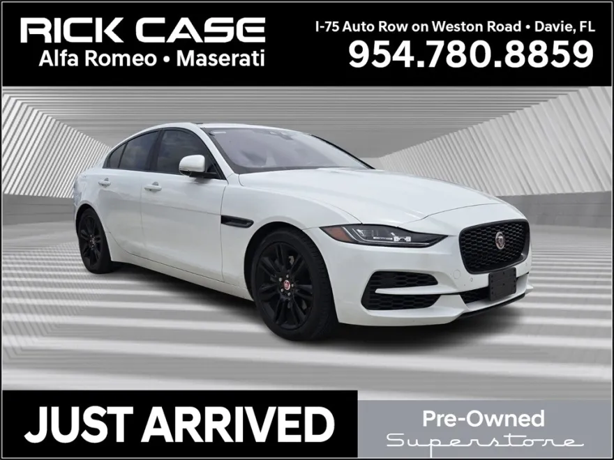 2020 Jaguar XE S photo 1