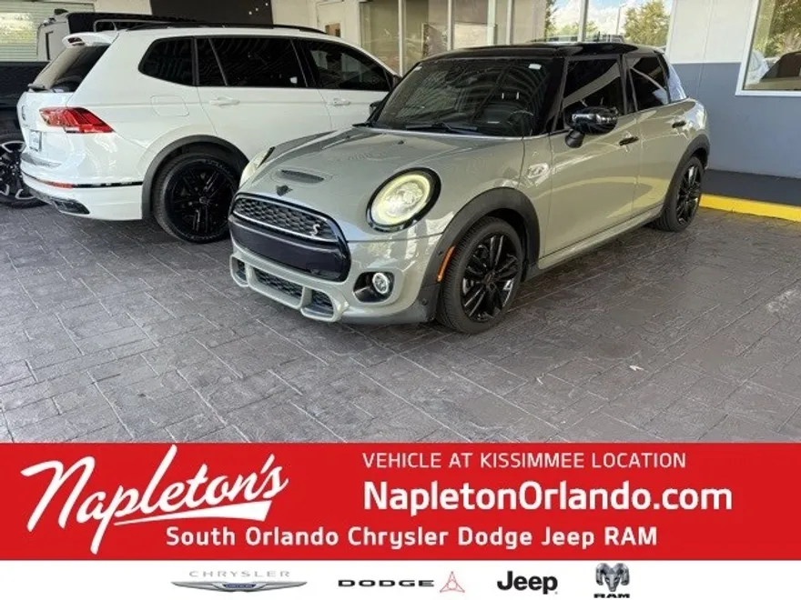 2020 Mini Cooper Hardtop S photo 1
