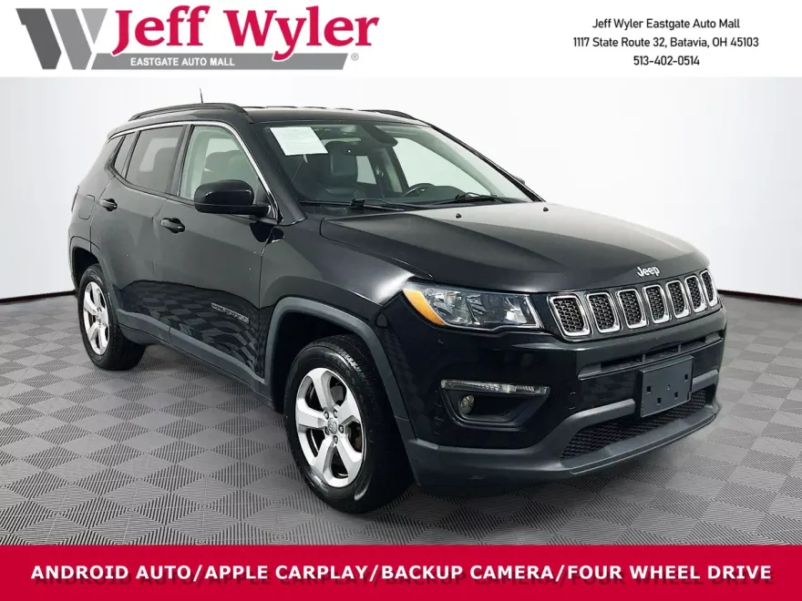 2017 Jeep Compass Latitude photo 1