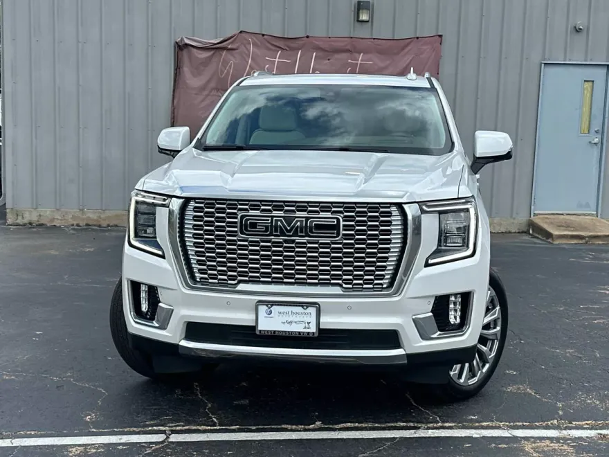 2022 Gmc Yukon Denali photo 1