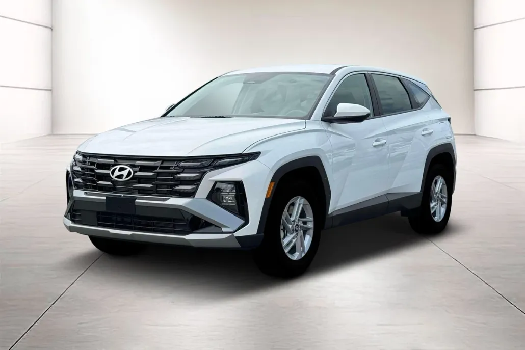 2026 Hyundai Tucson SE photo 1