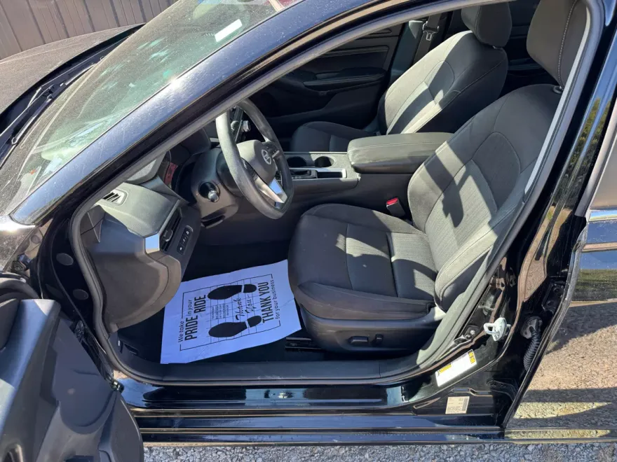2020 Nissan Altima S photo 1