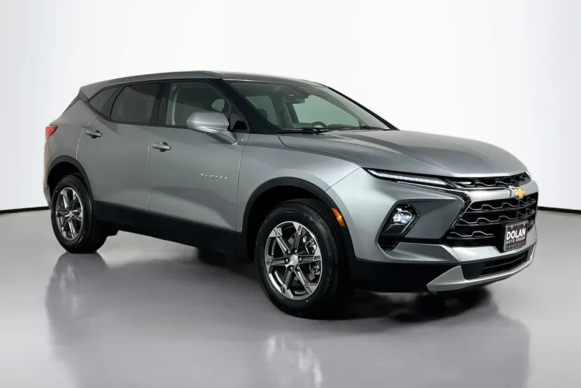 2025 Chevrolet Blazer 2LT photo 1