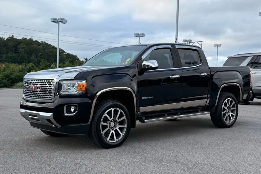 2020 Gmc Canyon Denali photo 1