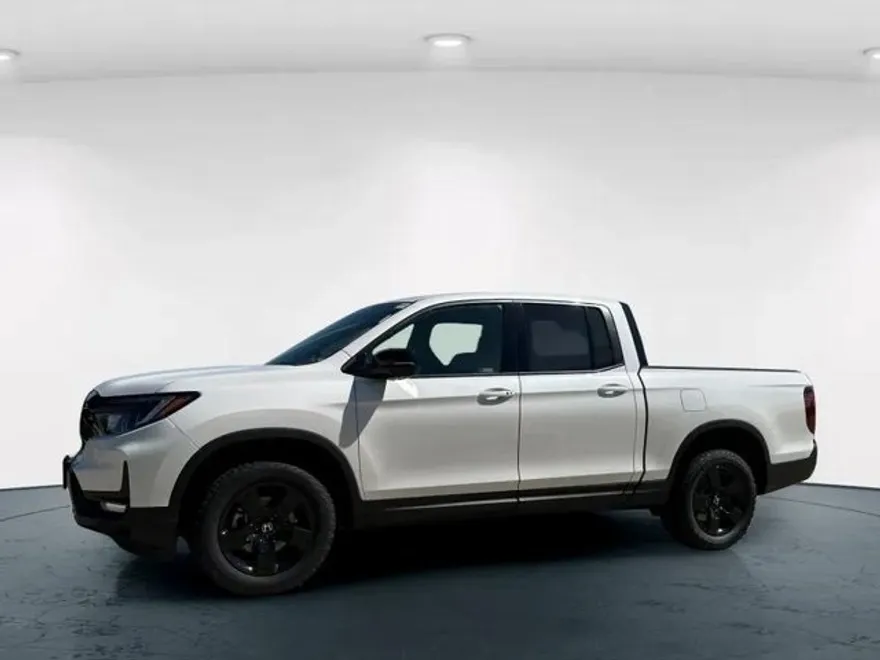 2025 Honda Ridgeline Black Edition photo 1