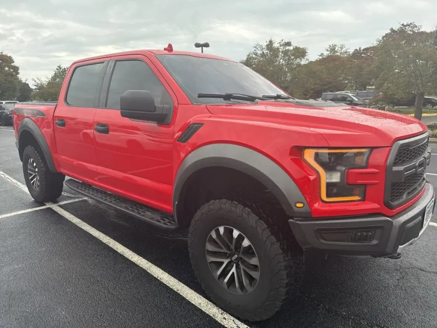 2020 Ford F-150 Raptor photo 1