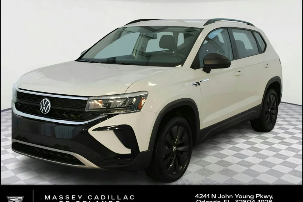 2022 Volkswagen Taos S photo 1