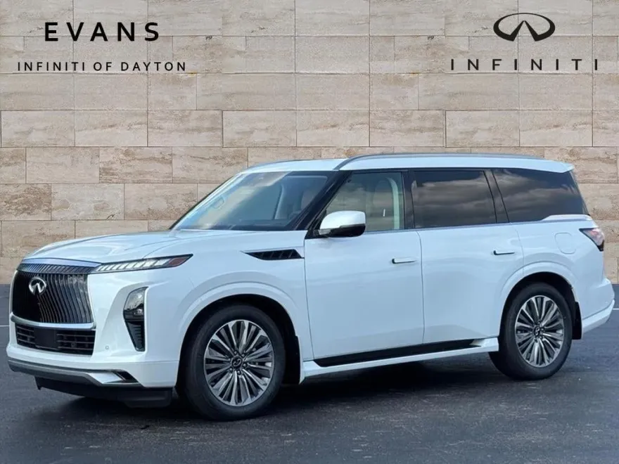 2026 Infiniti QX80 Luxe photo 1