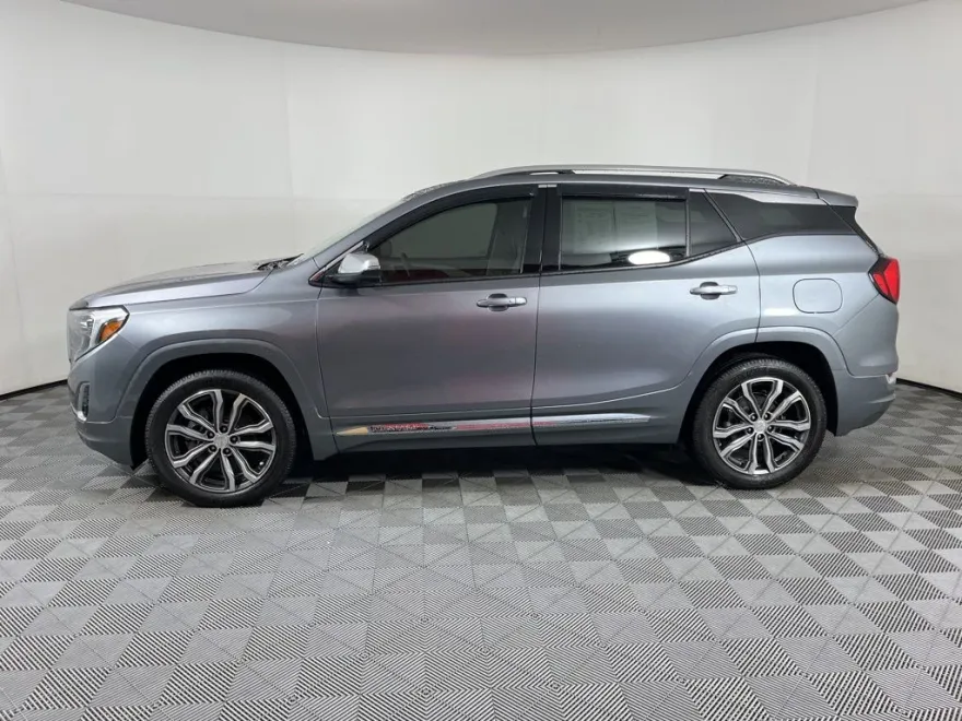 2020 Gmc Terrain Denali photo 1