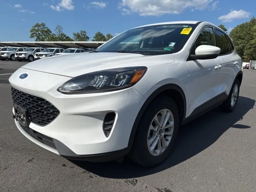 2020 Ford Escape SE photo 1