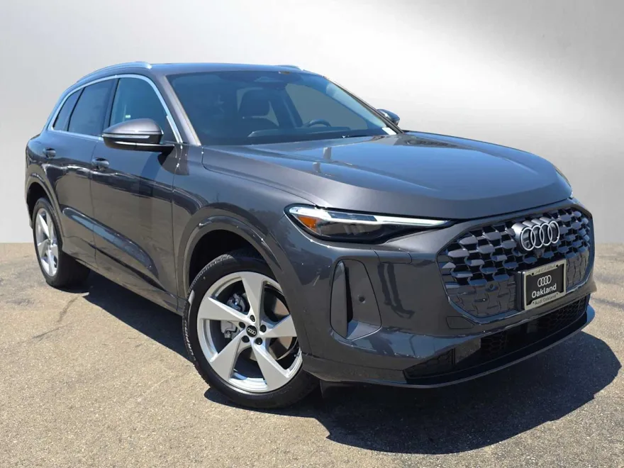 2025 Audi Q5 2.0T Premium Plus photo 1