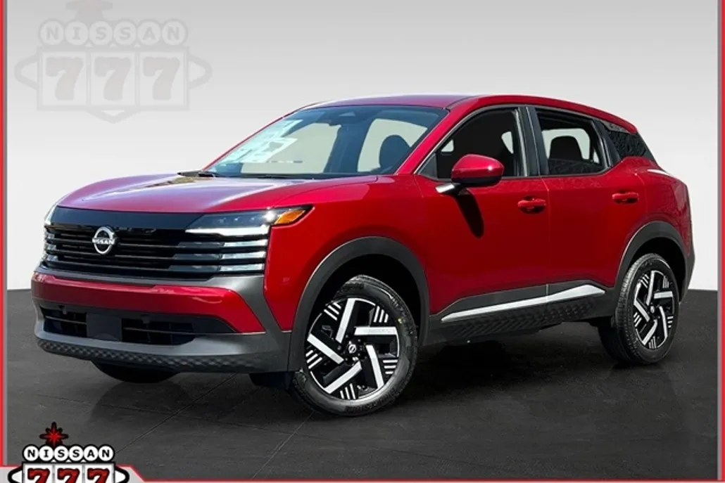 2025 Nissan Kicks SV photo 1