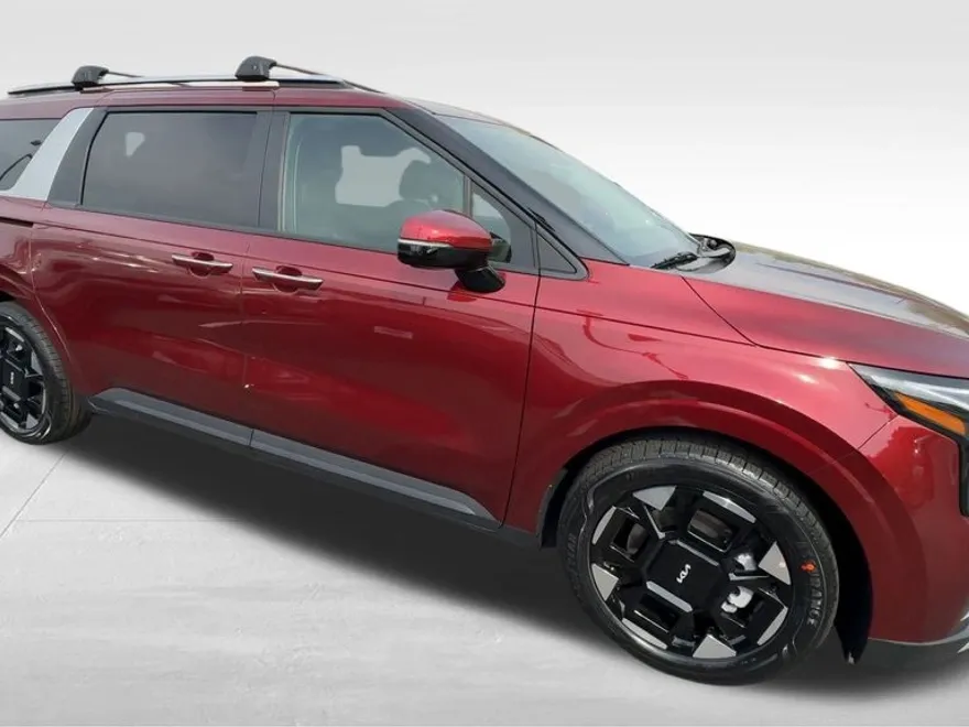 2025 Kia Carnival EX photo 1