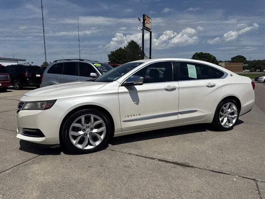 2014 Chevrolet Impala LTZ photo 1