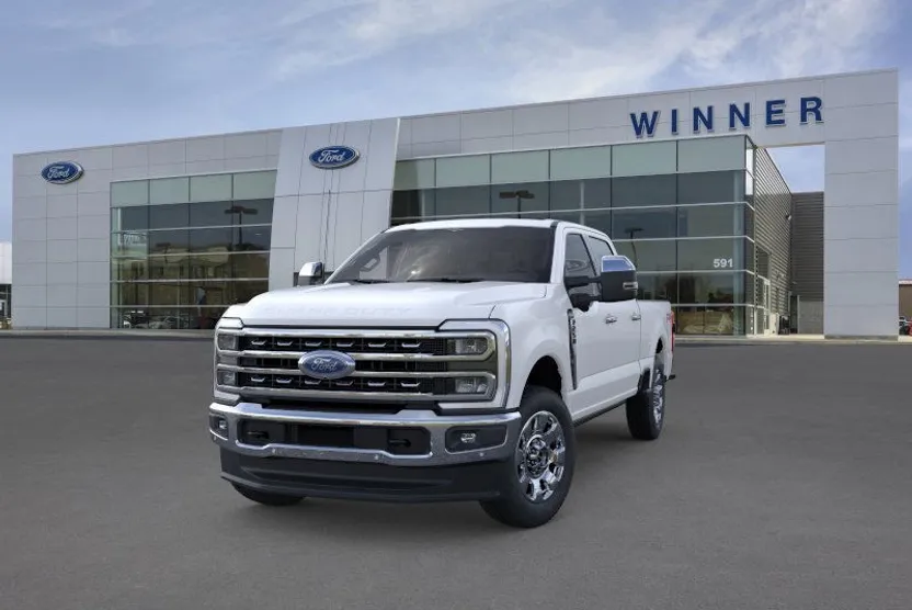2025 Ford F-250 Lariat photo 1