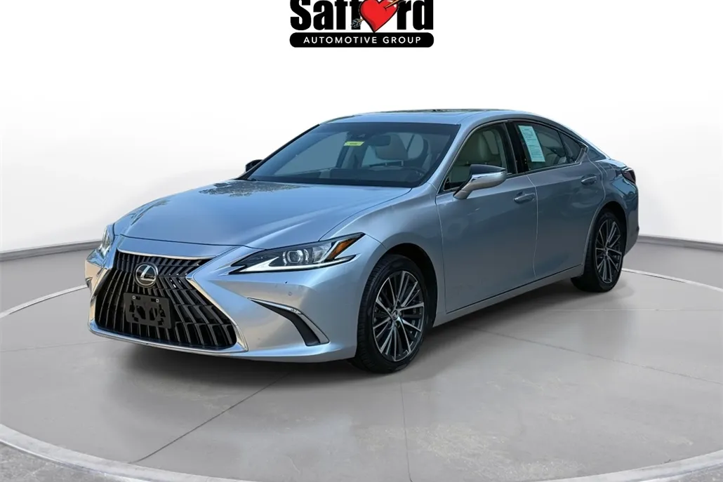 2022 Lexus ES 250 photo 1
