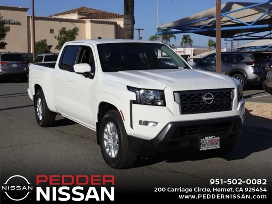 2024 Nissan Frontier Crew Cab SV photo 1