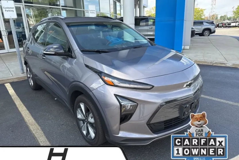2023 Chevrolet Bolt EUV photo 1