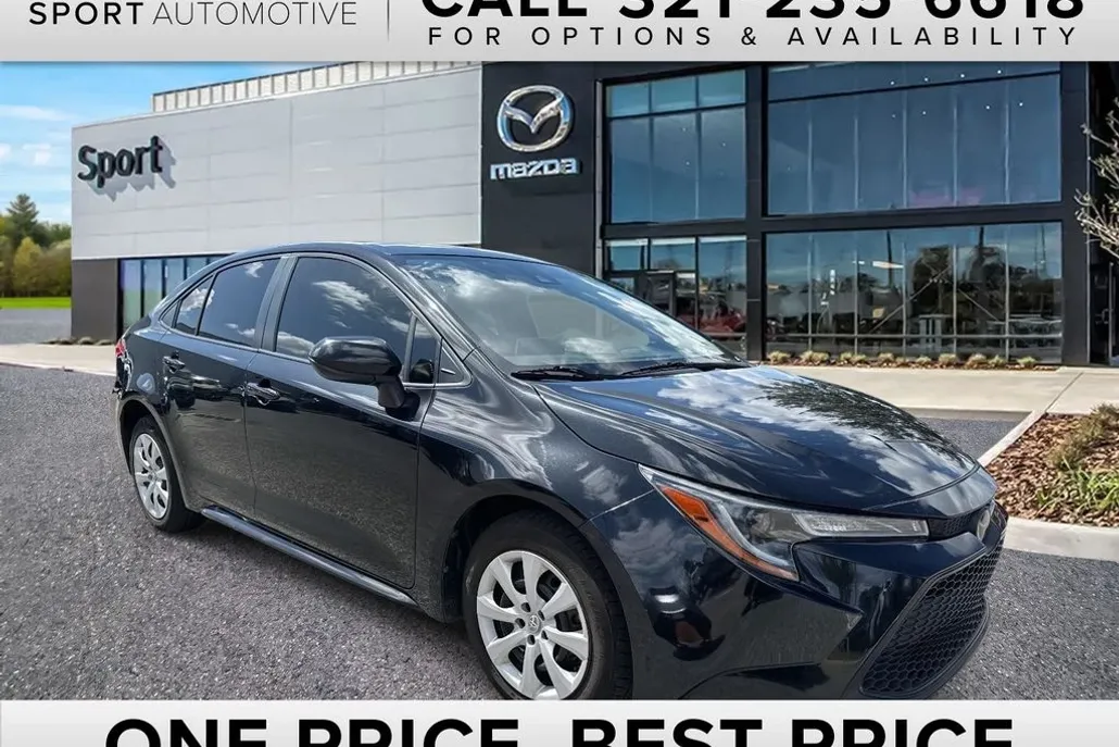 2020 Toyota Corolla LE photo 1