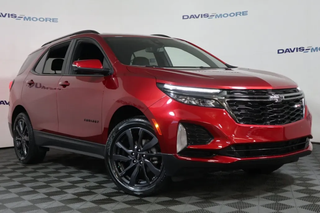 2023 Chevrolet Equinox RS photo 1