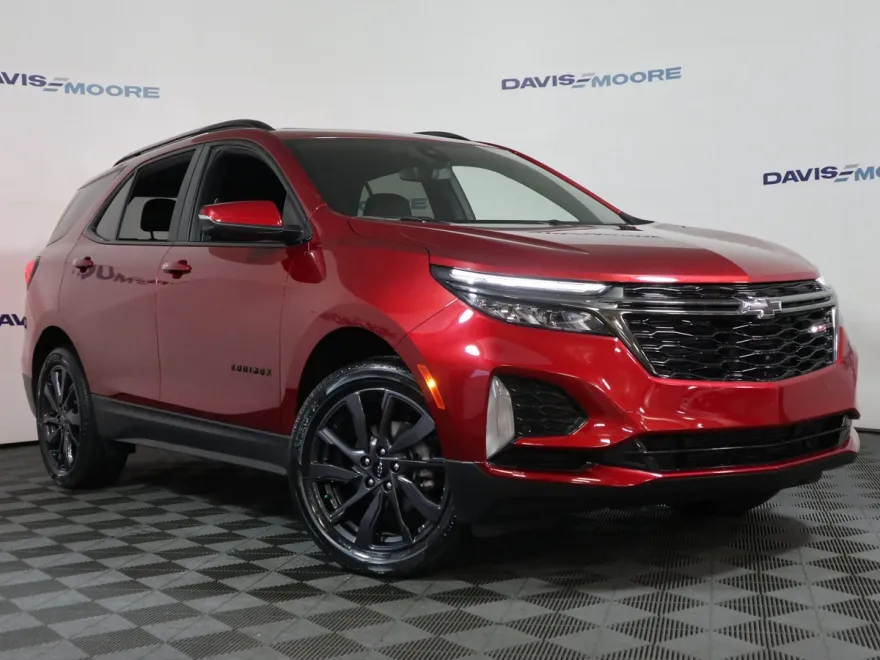 2023 Chevrolet Equinox RS photo 1