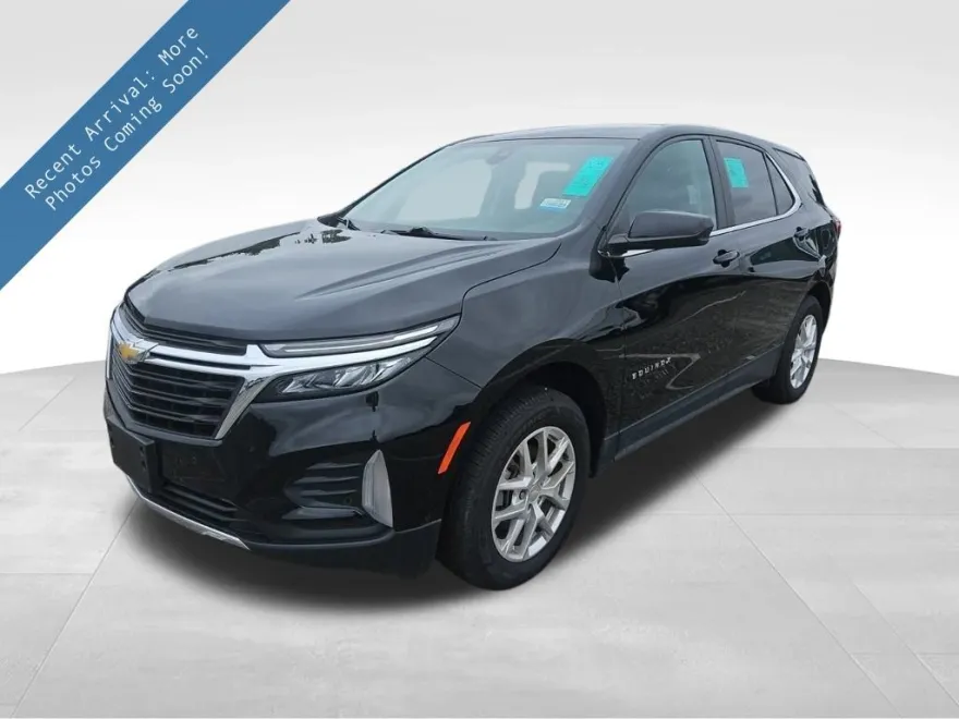 2023 Chevrolet Equinox LT photo 1
