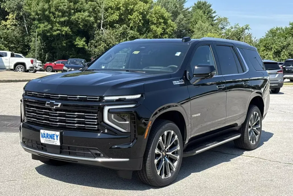 2025 Chevrolet Tahoe High Country photo 1