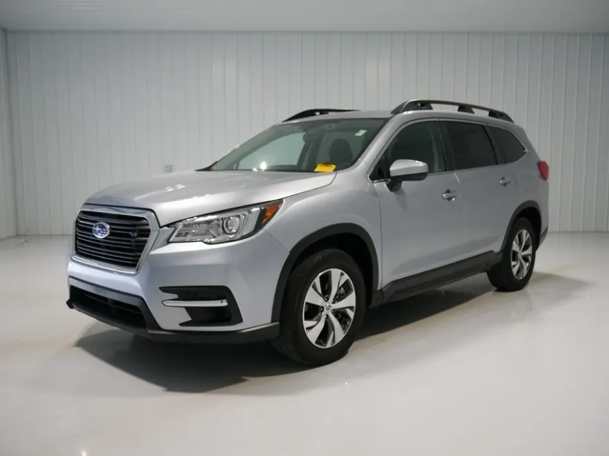 2022 Subaru Ascent Premium photo 1